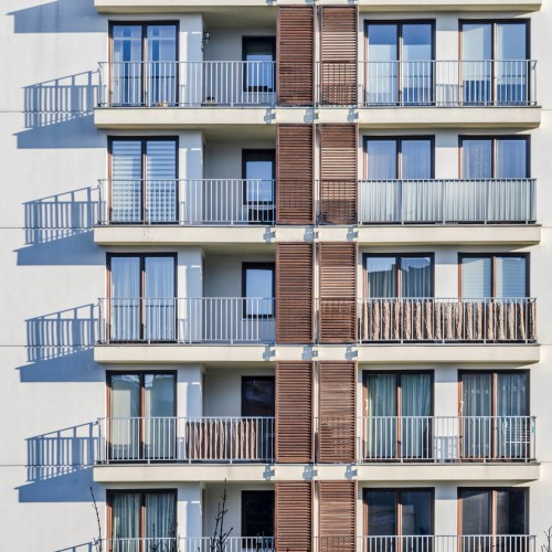 Jak urządzić balkon typu loggia?